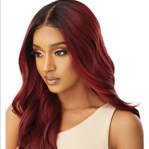 NWT Melted Hairline NATALIA Lace Front Wig 💇‍♀️